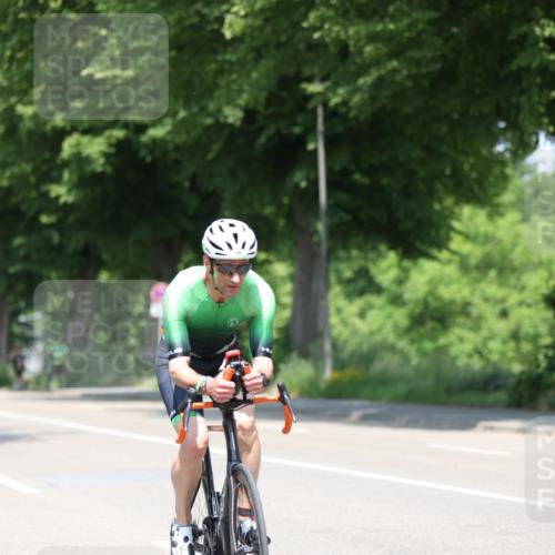 15.06.2025 - 7 Türme Triathlon Yannick Fuchs http://msf.ph/oto/8012659 15.06.2025 12:46:51 Radfahren 278, 294, 490, 496 meine-sportfotos.de