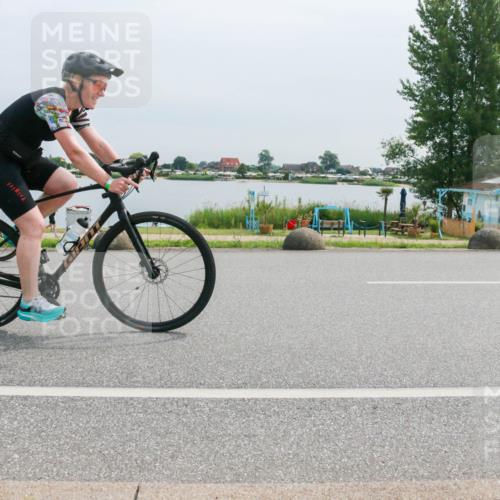 15.06.2025 - 27. Vierlanden-Triathlon H.Heesch http://msf.ph/oto/8012717 15.06.2025 11:07:48 Radfahren 492, 515, 550, 647, 710, 741 meine-sportfotos.de