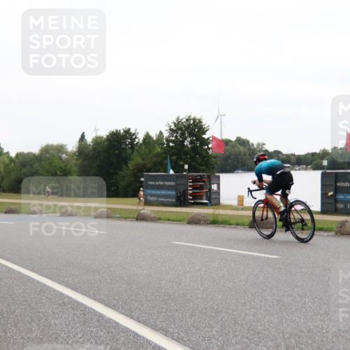21.06.2025 - 27. Vierlanden-Triathlon H.Heesch http://msf.ph/oto/8012730 15.06.2025 13:26:18 Radfahren 1149, 1265, 1315 meine-sportfotos.de