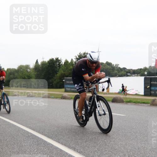 21.06.2025 - 27. Vierlanden-Triathlon H.Heesch http://msf.ph/oto/8012738 15.06.2025 13:26:25 Radfahren 1113, 1157, 1303 meine-sportfotos.de