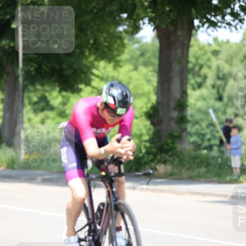15.06.2025 - 7 Türme Triathlon Yannick Fuchs http://msf.ph/oto/8012757 15.06.2025 12:46:54 Radfahren 278, 294, 406, 439, 490, 496, 636 meine-sportfotos.de
