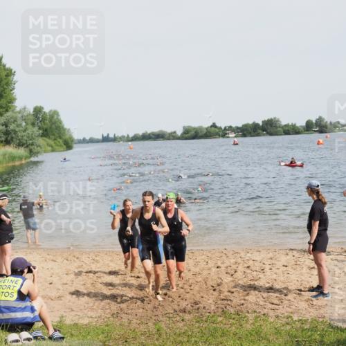21.06.2025 - 27. Vierlanden-Triathlon MichiJ http://msf.ph/oto/8012876 15.06.2026 10:15:10 Schwimmen 480, 507, 528, 555, 587, 597, 635 meine-sportfotos.de