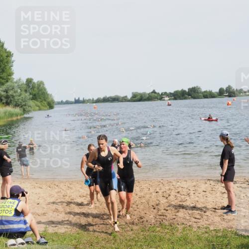 21.06.2025 - 27. Vierlanden-Triathlon MichiJ http://msf.ph/oto/8012887 15.06.2026 10:15:10 Schwimmen 480, 507, 528, 555, 587, 597, 635 meine-sportfotos.de