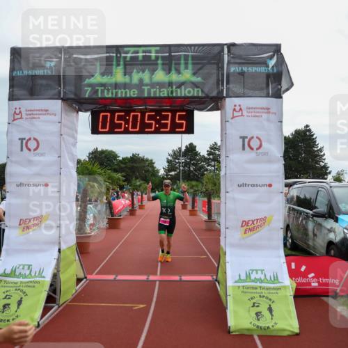 15.06.2025 - 7 Türme Triathlon Michael Strokosch http://msf.ph/oto/8012903 15.06.2025 15:05:35 Ziel 328 meine-sportfotos.de
