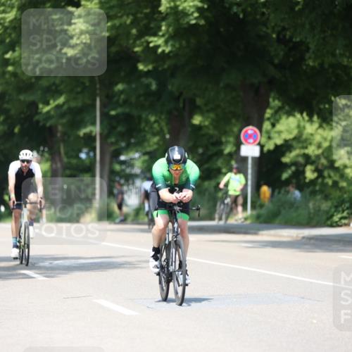 15.06.2025 - 7 Türme Triathlon Yannick Fuchs http://msf.ph/oto/8012904 15.06.2025 12:47:04 Radfahren 414, 657 meine-sportfotos.de