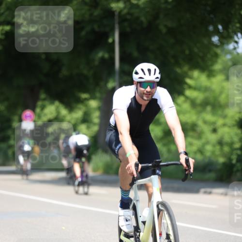 15.06.2025 - 7 Türme Triathlon Yannick Fuchs http://msf.ph/oto/8012943 15.06.2025 12:47:07 Radfahren 414, 494, 629, 651 meine-sportfotos.de