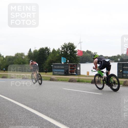 21.06.2025 - 27. Vierlanden-Triathlon H.Heesch http://msf.ph/oto/8012953 15.06.2025 13:26:56 Radfahren 1242, 1310 meine-sportfotos.de