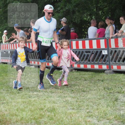 21.06.2025 - 27. Vierlanden-Triathlon KatJ http://msf.ph/oto/8012958 15.06.2025 13:09:50 Ziel 61, 716 meine-sportfotos.de
