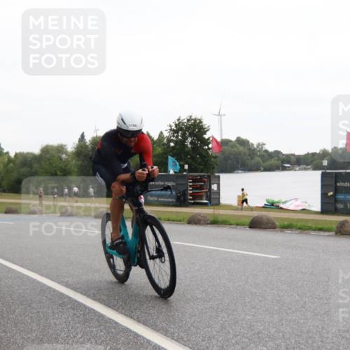 21.06.2025 - 27. Vierlanden-Triathlon H.Heesch http://msf.ph/oto/8013007 15.06.2025 13:27:10 Radfahren 1098, 1134, 1140, 1155, 1273, 1299 meine-sportfotos.de