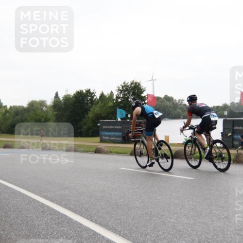 21.06.2025 - 27. Vierlanden-Triathlon H.Heesch http://msf.ph/oto/8013053 15.06.2025 13:27:55 Radfahren 1232, 1244, 1252, 1255 meine-sportfotos.de