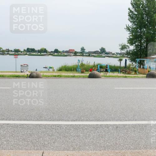 15.06.2025 - 27. Vierlanden-Triathlon H.Heesch http://msf.ph/oto/8013157 15.06.2025 11:08:38 Radfahren 163, 495, 581, 722 meine-sportfotos.de