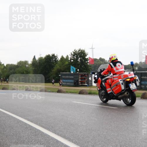 21.06.2025 - 27. Vierlanden-Triathlon H.Heesch http://msf.ph/oto/8013161 15.06.2025 13:28:35 Radfahren 1274 meine-sportfotos.de