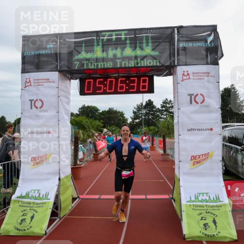 15.06.2025 - 7 Türme Triathlon Michael Strokosch http://msf.ph/oto/8013185 15.06.2025 15:06:37 Ziel 293, 369, 563 meine-sportfotos.de
