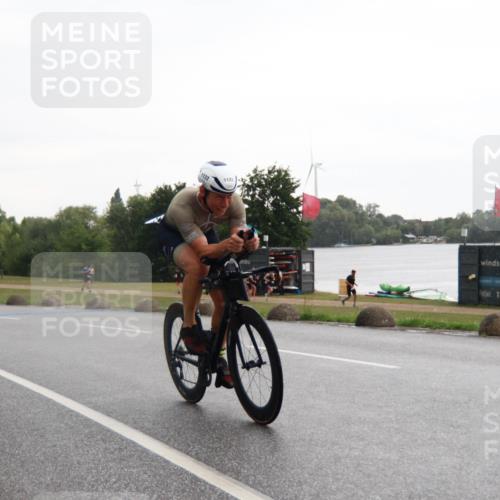 21.06.2025 - 27. Vierlanden-Triathlon H.Heesch http://msf.ph/oto/8013206 15.06.2025 13:29:02 Radfahren 1122, 1161, 1314 meine-sportfotos.de