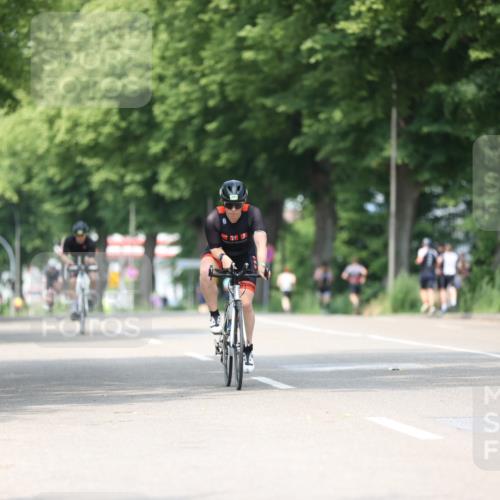 15.06.2025 - 7 Türme Triathlon Yannick Fuchs http://msf.ph/oto/8013251 15.06.2025 13:27:44 Radfahren 331, 568 meine-sportfotos.de