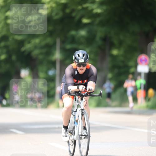 15.06.2025 - 7 Türme Triathlon Yannick Fuchs http://msf.ph/oto/8013301 15.06.2025 13:27:45 Radfahren 331, 568 meine-sportfotos.de