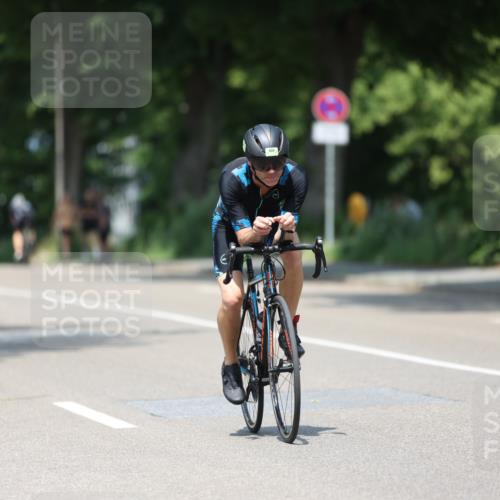 15.06.2025 - 7 Türme Triathlon Yannick Fuchs http://msf.ph/oto/8013324 15.06.2025 12:47:26 Radfahren 202, 633 meine-sportfotos.de