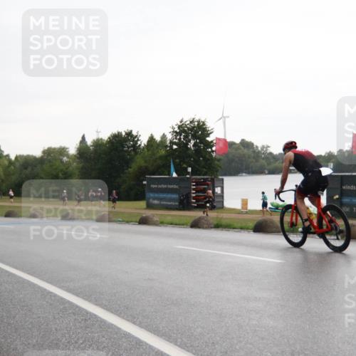 21.06.2025 - 27. Vierlanden-Triathlon H.Heesch http://msf.ph/oto/8013332 15.06.2025 13:29:55 Radfahren 1237, 1256, 1260, 1289 meine-sportfotos.de
