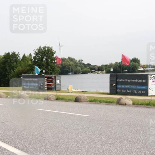 15.06.2025 - 27. Vierlanden-Triathlon H.Heesch http://msf.ph/oto/8013336 15.06.2025 11:08:57 Radfahren 516, 643, 769 meine-sportfotos.de