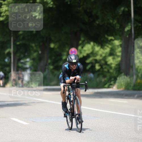 15.06.2025 - 7 Türme Triathlon Yannick Fuchs http://msf.ph/oto/8013338 15.06.2025 12:47:26 Radfahren 202, 633 meine-sportfotos.de