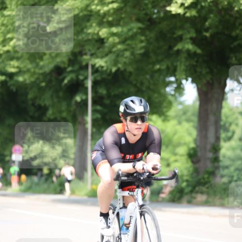 15.06.2025 - 7 Türme Triathlon Yannick Fuchs http://msf.ph/oto/8013349 15.06.2025 13:27:46 Radfahren 331, 568 meine-sportfotos.de