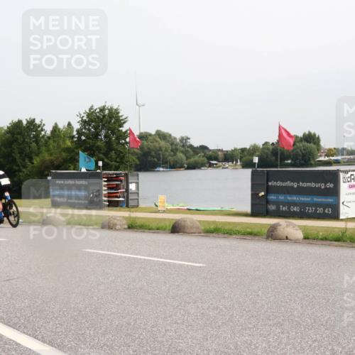 15.06.2025 - 27. Vierlanden-Triathlon H.Heesch http://msf.ph/oto/8013377 15.06.2025 11:08:59 Radfahren 516, 641, 643, 769 meine-sportfotos.de