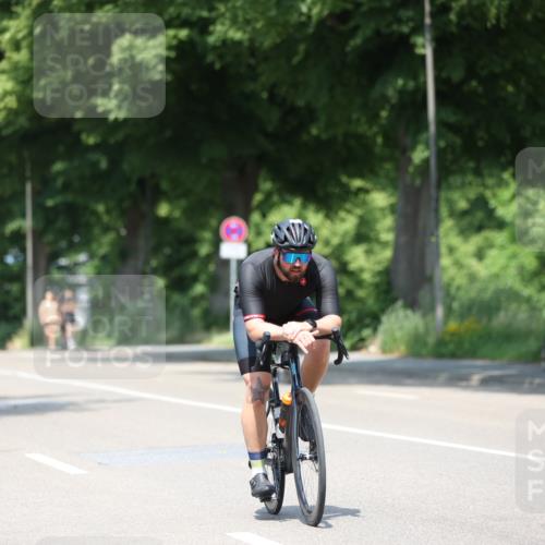 15.06.2025 - 7 Türme Triathlon Yannick Fuchs http://msf.ph/oto/8013431 15.06.2025 12:47:28 Radfahren 202, 633 meine-sportfotos.de