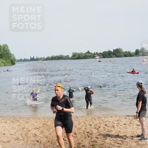 21.06.2025 - 27. Vierlanden-Triathlon MichiJ http://msf.ph/oto/8013435 15.06.2026 10:15:28 Schwimmen 508, 511, 542, 554, 579, 613, 620, 631 meine-sportfotos.de