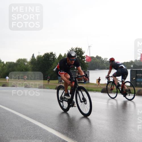 21.06.2025 - 27. Vierlanden-Triathlon H.Heesch http://msf.ph/oto/8013439 15.06.2025 13:31:50 Radfahren 1156 meine-sportfotos.de