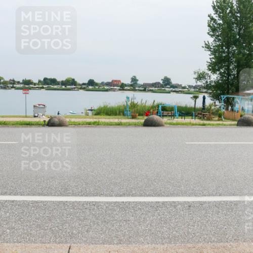 15.06.2025 - 27. Vierlanden-Triathlon H.Heesch http://msf.ph/oto/8013449 15.06.2025 11:08:42 Radfahren 163, 495, 581, 619 meine-sportfotos.de
