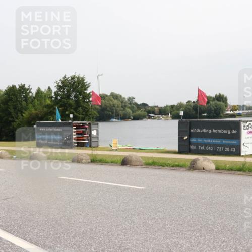 15.06.2025 - 27. Vierlanden-Triathlon H.Heesch http://msf.ph/oto/8013530 15.06.2025 11:09:05 Radfahren 217, 641, 869 meine-sportfotos.de