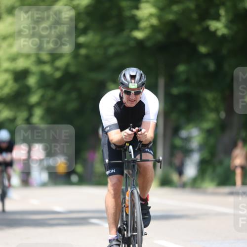 15.06.2025 - 7 Türme Triathlon Yannick Fuchs http://msf.ph/oto/8013543 15.06.2025 12:47:42 Radfahren 477, 489, 583, 648 meine-sportfotos.de