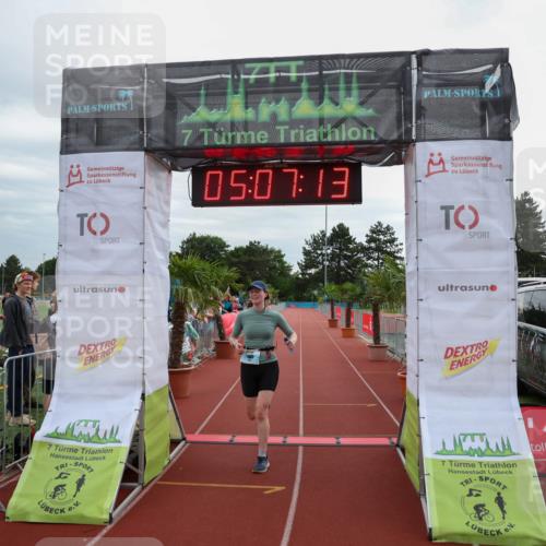 15.06.2025 - 7 Türme Triathlon Michael Strokosch http://msf.ph/oto/8013574 15.06.2025 15:07:13 Ziel 405 meine-sportfotos.de
