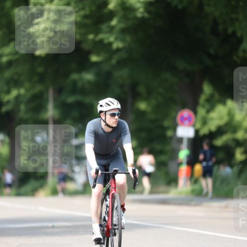 15.06.2025 - 7 Türme Triathlon Yannick Fuchs http://msf.ph/oto/8013635 15.06.2025 13:27:53 Radfahren 241, 673 meine-sportfotos.de