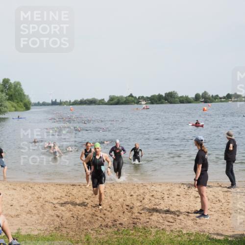 21.06.2025 - 27. Vierlanden-Triathlon MichiJ http://msf.ph/oto/8013729 15.06.2026 10:15:41 Schwimmen 483, 508, 509, 511, 564, 577, 590, 620 meine-sportfotos.de
