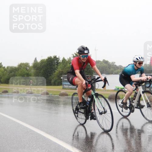 21.06.2025 - 27. Vierlanden-Triathlon H.Heesch http://msf.ph/oto/8013731 15.06.2025 13:49:17 Radfahren 1184, 1226 meine-sportfotos.de