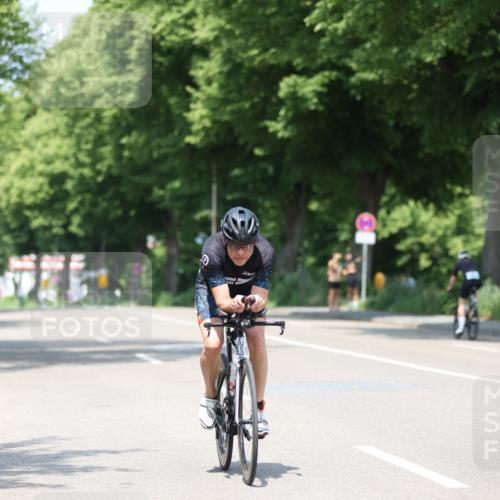 15.06.2025 - 7 Türme Triathlon Yannick Fuchs http://msf.ph/oto/8013798 15.06.2025 12:47:51 Radfahren 247, 411, 443, 477, 609 meine-sportfotos.de