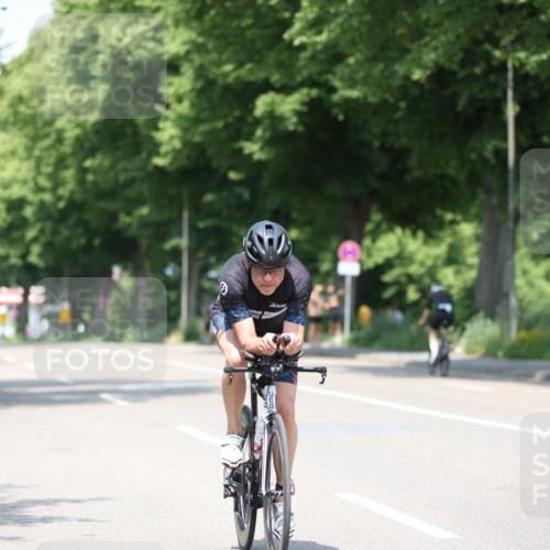 15.06.2025 - 7 Türme Triathlon Yannick Fuchs http://msf.ph/oto/8013814 15.06.2025 12:47:51 Radfahren 247, 411, 443, 477, 609 meine-sportfotos.de