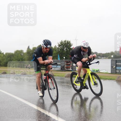 21.06.2025 - 27. Vierlanden-Triathlon H.Heesch http://msf.ph/oto/8013857 15.06.2025 13:55:46 Radfahren 1231, 1238, 1299 meine-sportfotos.de