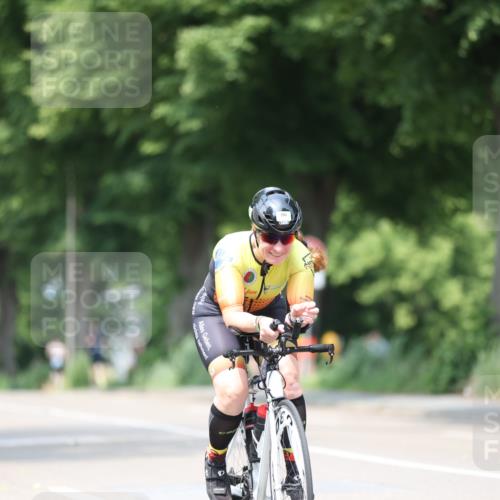 15.06.2025 - 7 Türme Triathlon Yannick Fuchs http://msf.ph/oto/8013858 15.06.2025 13:28:03 Radfahren 265, 901, 913, 952 meine-sportfotos.de