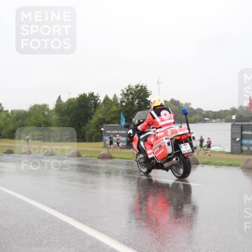 21.06.2025 - 27. Vierlanden-Triathlon H.Heesch http://msf.ph/oto/8013862 15.06.2025 13:55:52 Radfahren 1238, 1299 meine-sportfotos.de