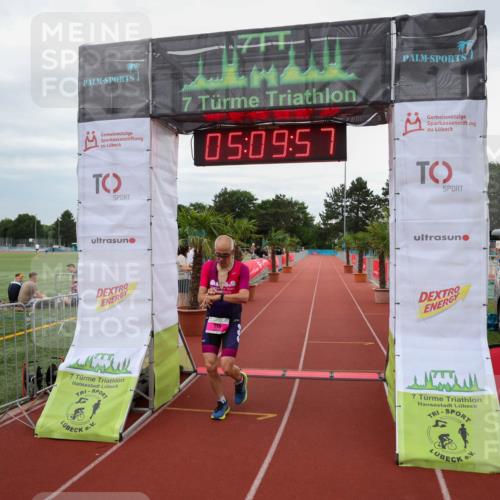 15.06.2025 - 7 Türme Triathlon Michael Strokosch http://msf.ph/oto/8013940 15.06.2025 15:09:57 Ziel 273 meine-sportfotos.de