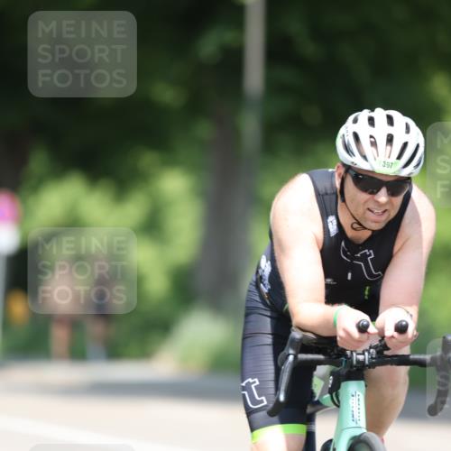 15.06.2025 - 7 Türme Triathlon Yannick Fuchs http://msf.ph/oto/8013979 15.06.2025 12:48:01 Radfahren 260, 317, 366, 397, 504, 523, 566, 605 meine-sportfotos.de