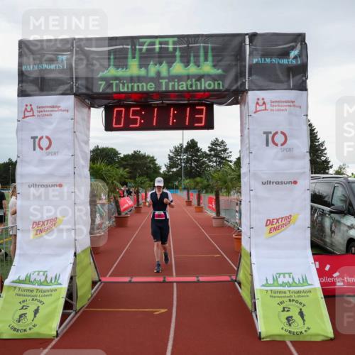 15.06.2025 - 7 Türme Triathlon Michael Strokosch http://msf.ph/oto/8014014 15.06.2025 15:11:13 Ziel 201 meine-sportfotos.de
