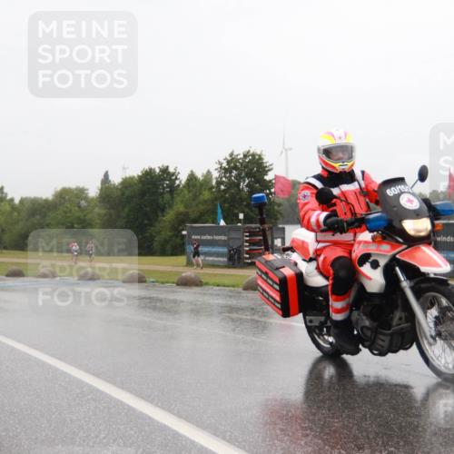 21.06.2025 - 27. Vierlanden-Triathlon H.Heesch http://msf.ph/oto/8014193 15.06.2025 14:12:44 Radfahren  meine-sportfotos.de