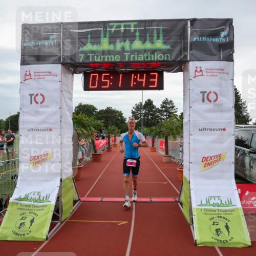 15.06.2025 - 7 Türme Triathlon Michael Strokosch http://msf.ph/oto/8014239 15.06.2025 15:11:43 Ziel 242 meine-sportfotos.de