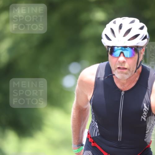 15.06.2025 - 7 Türme Triathlon Yannick Fuchs http://msf.ph/oto/8014295 15.06.2025 12:48:13 Radfahren 240, 497, 498, 543, 655 meine-sportfotos.de