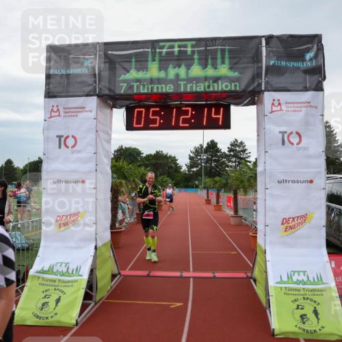 15.06.2025 - 7 Türme Triathlon Michael Strokosch http://msf.ph/oto/8014467 15.06.2025 15:12:14 Ziel 267, 356, 444, 549, 556 meine-sportfotos.de