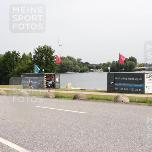 15.06.2025 - 27. Vierlanden-Triathlon H.Heesch http://msf.ph/oto/8014491 15.06.2025 11:16:11 Radfahren 102, 208, 801, 819 meine-sportfotos.de