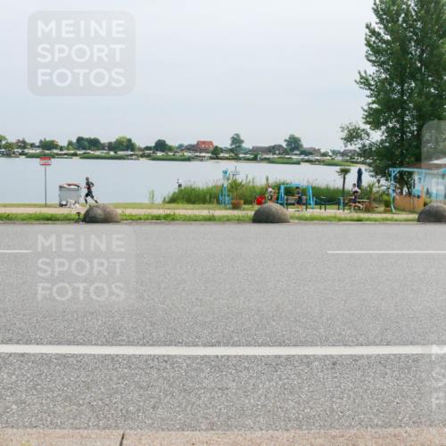 15.06.2025 - 27. Vierlanden-Triathlon H.Heesch http://msf.ph/oto/8014605 15.06.2025 11:11:25 Radfahren 59, 77, 88, 116, 127, 646 meine-sportfotos.de